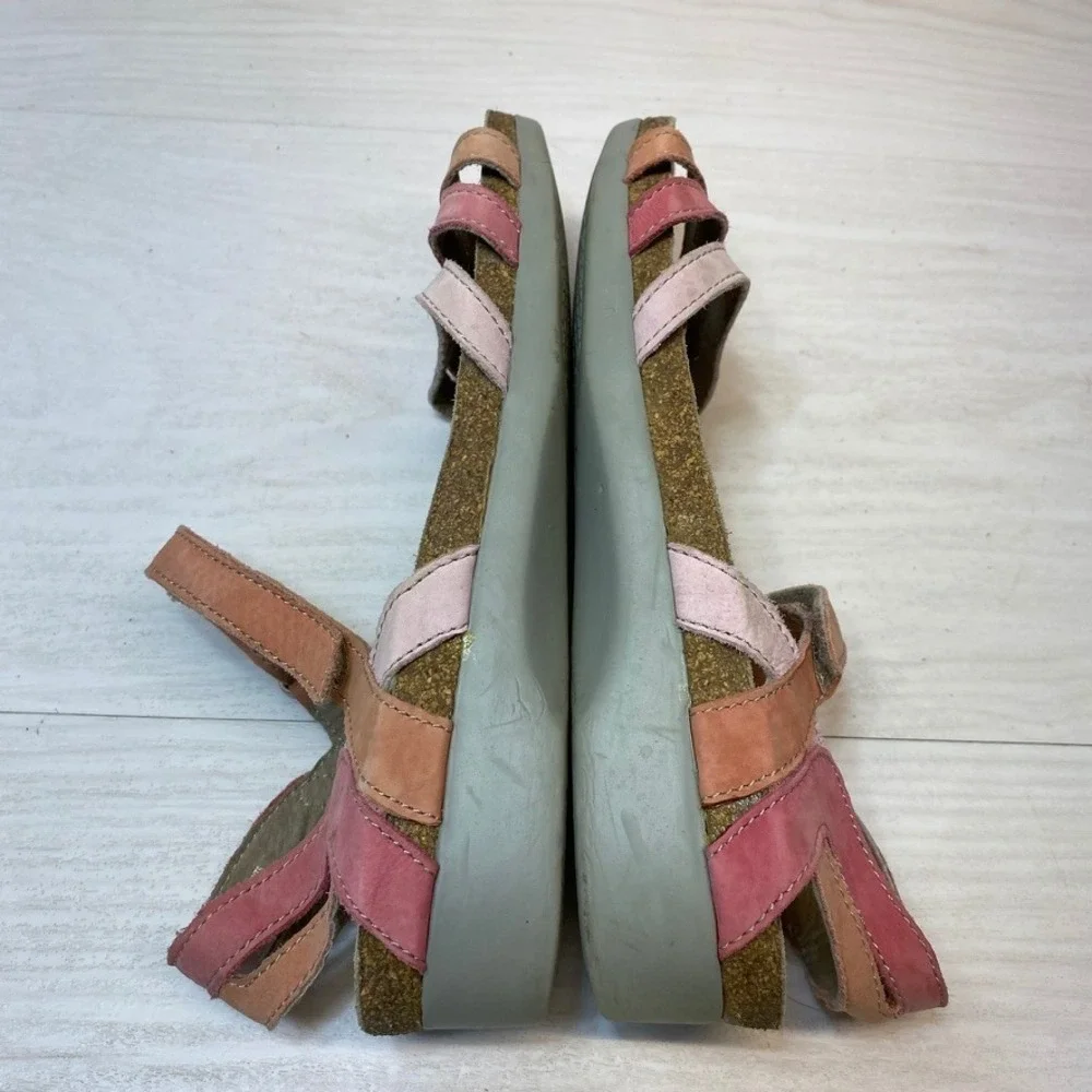 Munro Womens 9S Summer Wedge Sandals Strappy Pink Orange Leather Comfort Walking